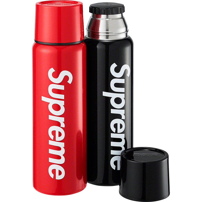 Supreme®/SIGG™ Vacuum Insulated 0.75L Bottle