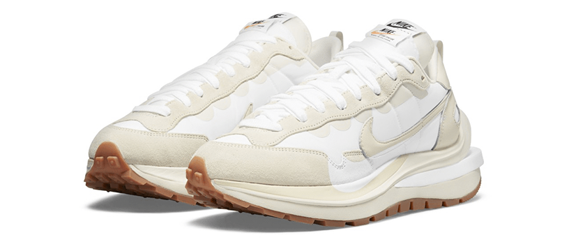 【抽選：2022年3月22日（火）20時まで】NIKE x SACAI VAPORWAFFLE “BLACK AND GUM” & “WHITE AND GUM”