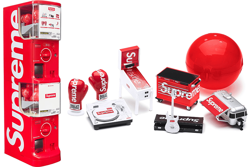 Supreme®/Bandai GASHAPON™ Machine