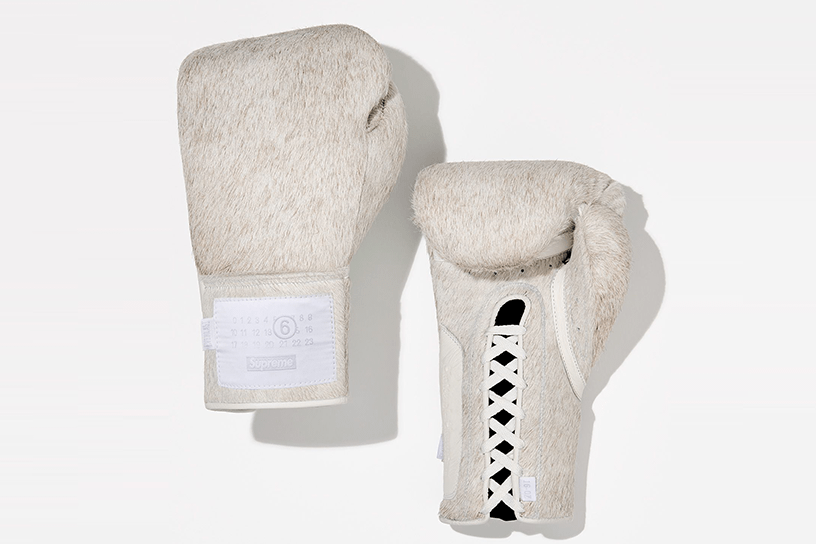 Supreme®/MM6 Maison Margiela Everlast® 1910 Pro Boxing Glove (Set of 2) Supreme®/MM6 Maison Margiela Everlast® 1910 Pro Boxing Glove (Set of 2)